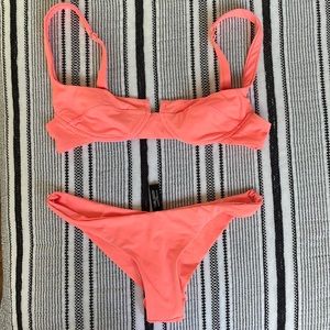 Coral Reina Olga swim set size not listed on tag but cuts an xs-s